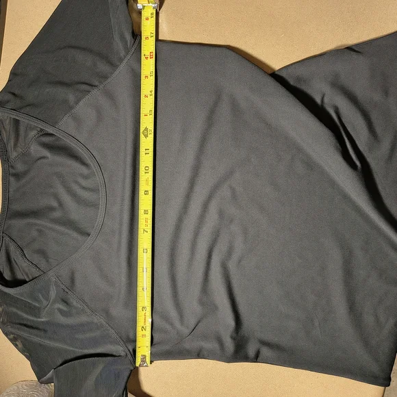 Fabletics Black Long Sleeve Women's Top - Picture 7 of 7